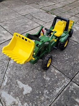 ==REZERVACE==Šlapací traktor John Deere. Jako nový - 3