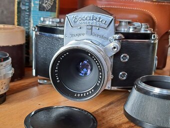 EXAKTA VAREX IIa +TESSAR 50/2.8 a 40/4.5 +TELEMEGOR 180/5.5 - 3