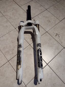 Vzduchová vidlice FOX - 3