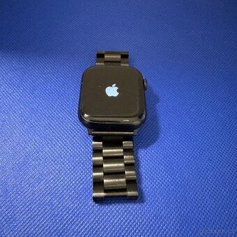 Apple Watch 8 45mm Space Grey s krabičkou - 3