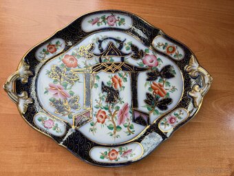 Sběratel nabízí staré porcelánové tácy - 3