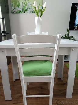 Jídelní stůl a židle - 3