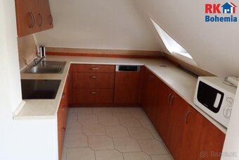 Krásný byt 3+kk o celkové ploše 77m2 ve 3NP s možností parko - 3