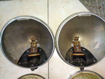 Světla Bosch Tatra, Praga, Aero, Škoda a iné. - 3