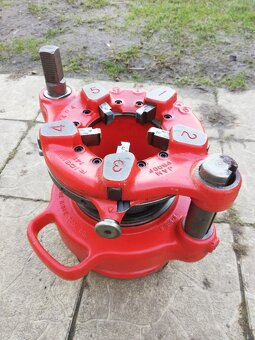 Závitořezná hlava - 3