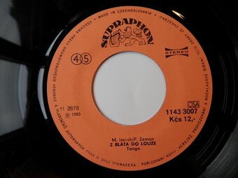 Tango – Co s tím sklem / Z bláta do louže  (SP) - 3