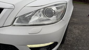 Škoda Octavia RS 2.0TDI 125kW XENON - 3