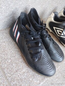 Kopačky a sálovky po synovi - 3