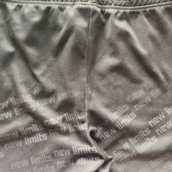 Chlapecké sportovní kraťasy v 164 C&A - 3