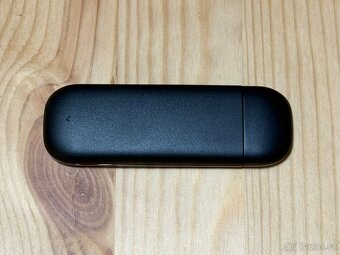 USB LTE modem D-LINK DWM-222, SIM MicroSD slot (1) - 3