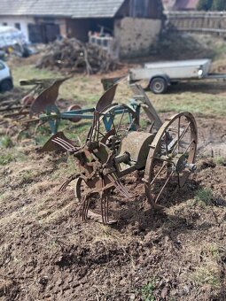 Pluh,kultivátor,čert - 3