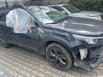 Subaru Outback po nehodě - 3
