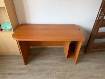 Psací stůl na PC - 3