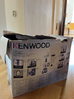 Kuchynsky robot Kenwood - 3
