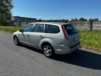 FORD FOCUS 1.6 - 3