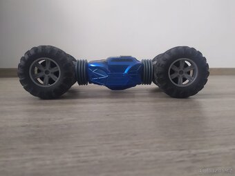Auto na dálkové ovládání - 3
