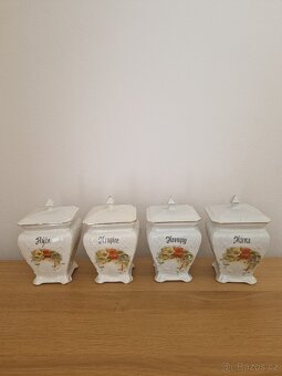 Porcelánové dózy - 3