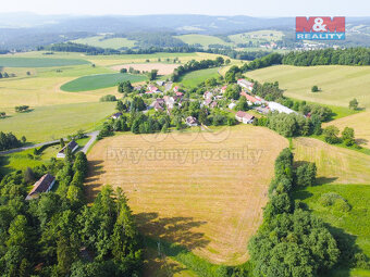 Prodej pozemku k bydlení v Přestanicích - 3