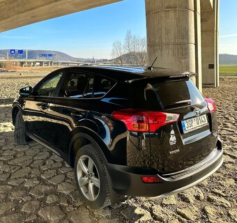 Toyota RAV4 2.2D4D 110 kW, 5/2015 - 3