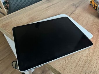 Apple iPad Pro 3. Generace 11 palců - 3
