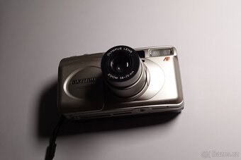 Olympus Superzoom 70G - 3