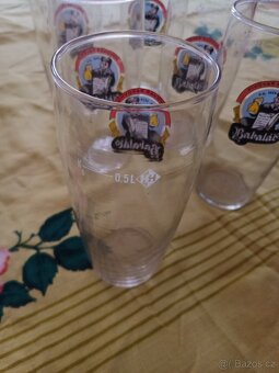 Prodám pivní skleničky Bakalář 0,5 l - 3