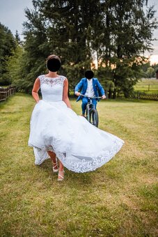 Svatební šaty - bílé - vel. 36 - 3