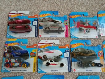 HOTWHEELS AUTÍČKA - NOVÁ - 3