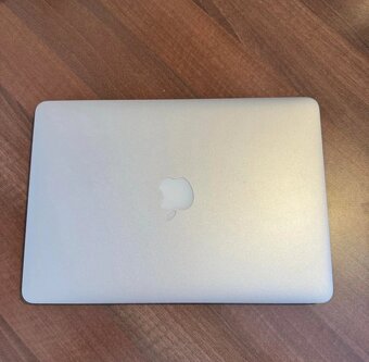 Apple MacBook Pro - 3