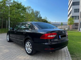 PRODÁM ŠKODA SUPERB 2 FACELIFT 1.6TDI - 3