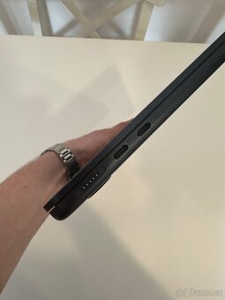 MacBook Air 13” M2 16GB RAM / 256GB - 3