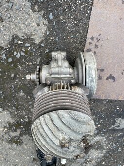 Motor Jawa 250 speciál - 3