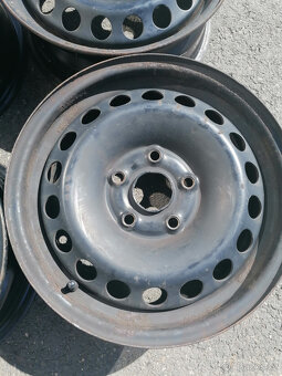 Plechový disk 6x15 ET47 5x112 Octavia 2 - 3