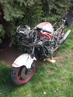 Honda cbr 1000f typ sc24 r.v.90-92 - 3