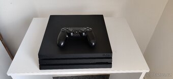 🎮 PS4 Pro 1 TB + PlayStation VR + kamera + 3 hry - 3