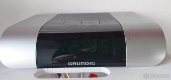Miniradio s budíkem Grundig - 3