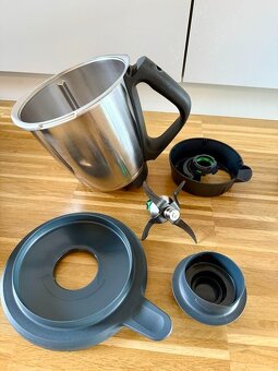 Thermomix TM6 – skvělý stav, kompletní příslušenství - 3