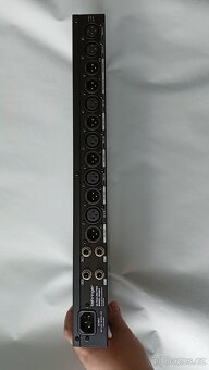 Behringer Ultralink Pro MX882 V2 Splitter - 3