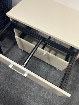 Kancelářská skříň na kolečkách skříňka - 3
