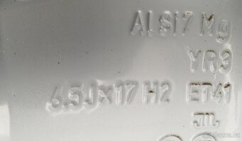 alu Škoda Superb III zimní 215/55/17 zánovní - 3