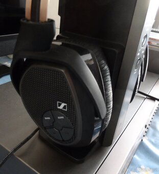 SENNHEISER RS175 - 3