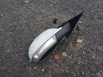 Pravé zrcátko na Vw passat b5.5 - 3