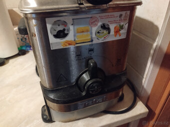Použitá fritéza Tefal Oleoclean Pro z nerezové oceli - 3