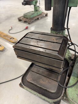 Sloupová vrtačka VS 32 A - nové elektro - 3