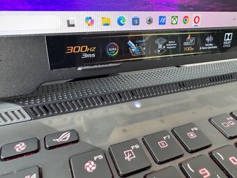 Herní notebook ASUS ROG - 3