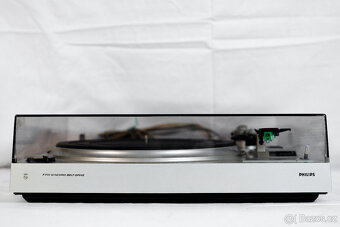 gramofon Philips F 711 - 3