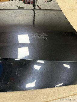 Kapota Škoda Superb III černá - 3