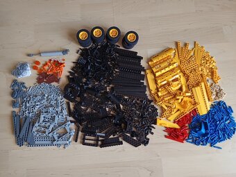 LEGO TECHNIC 42108-POJÍZDNÝ JEŘAB - 3