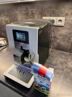 Krups Intuition EA872 - 3