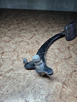 Pedál spojky Škoda 120 - 3